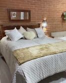 cama queen  almofadada cod 28