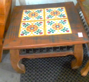 mesa de centro de 60 x 60 com ladrilho cod 18